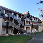 Zen Et Mer A Deauville, Piscine, Parking, Wifi