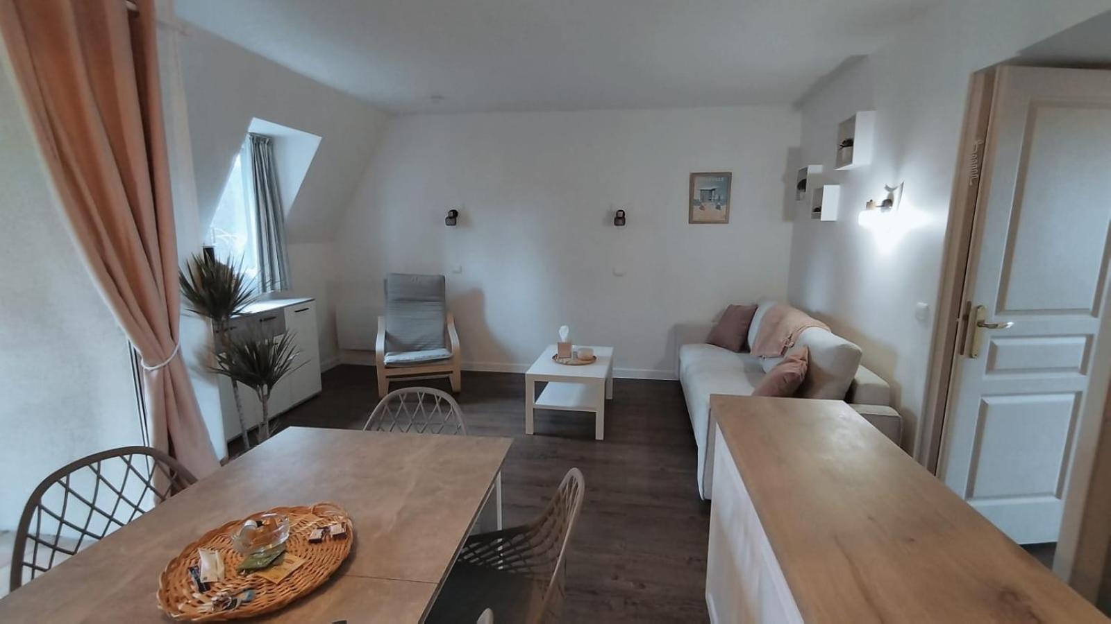 Zen Et A Deauville, Piscine, Parking, Wifi